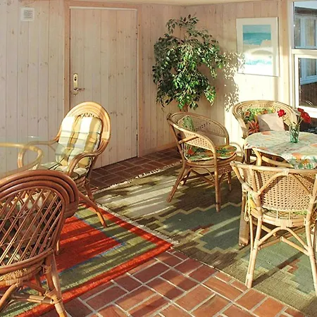 Zuzan - 500m From The Sea By Interhome *