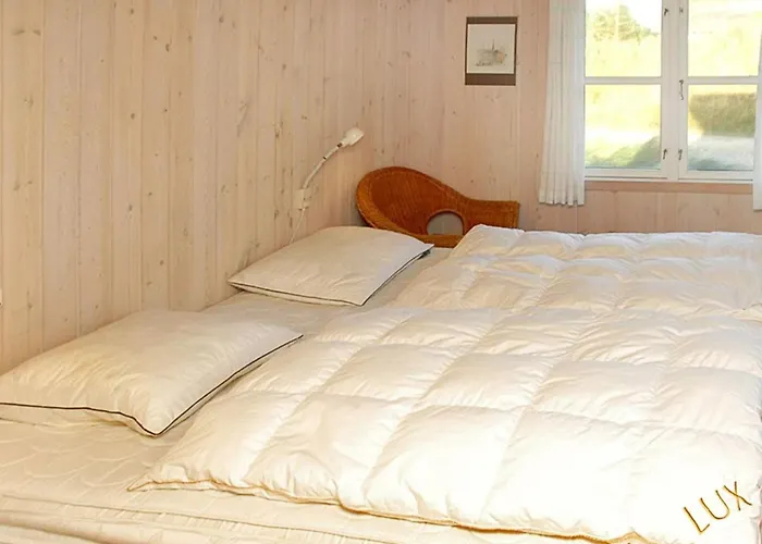 Holiday home Zuzan - 500m From The Sea By Interhome